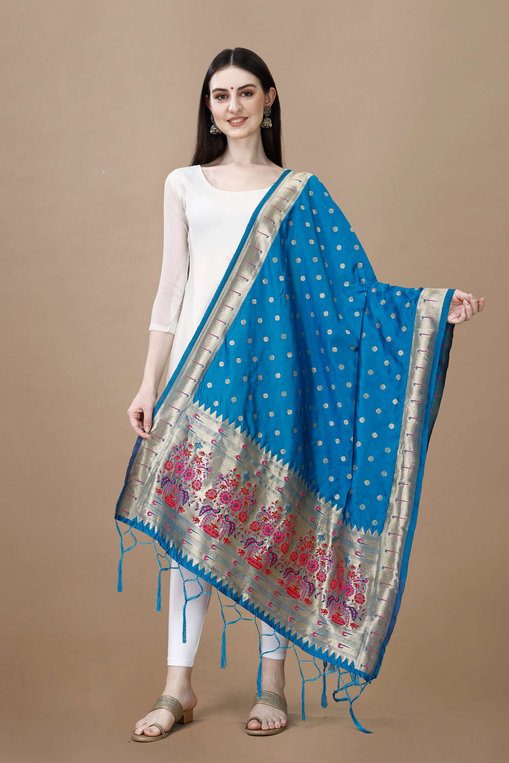 DEVANGI Fashion Women's Floral Silk Blend Patola Woven Dupatta