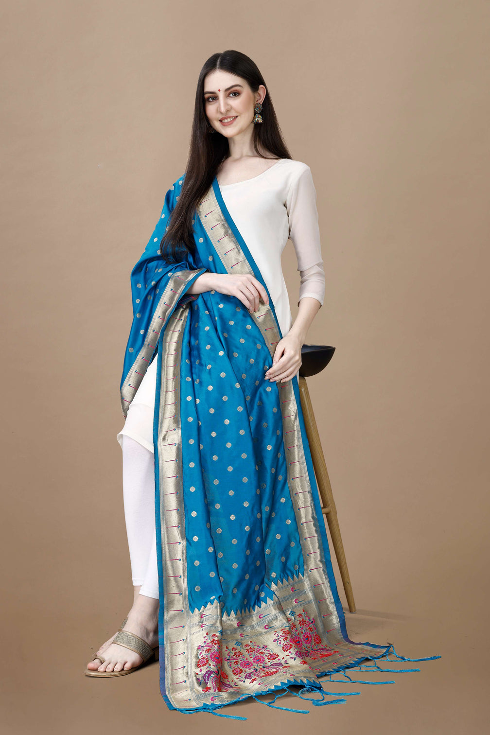 DEVANGI Fashion Women's Floral Silk Blend Patola Woven Dupatta