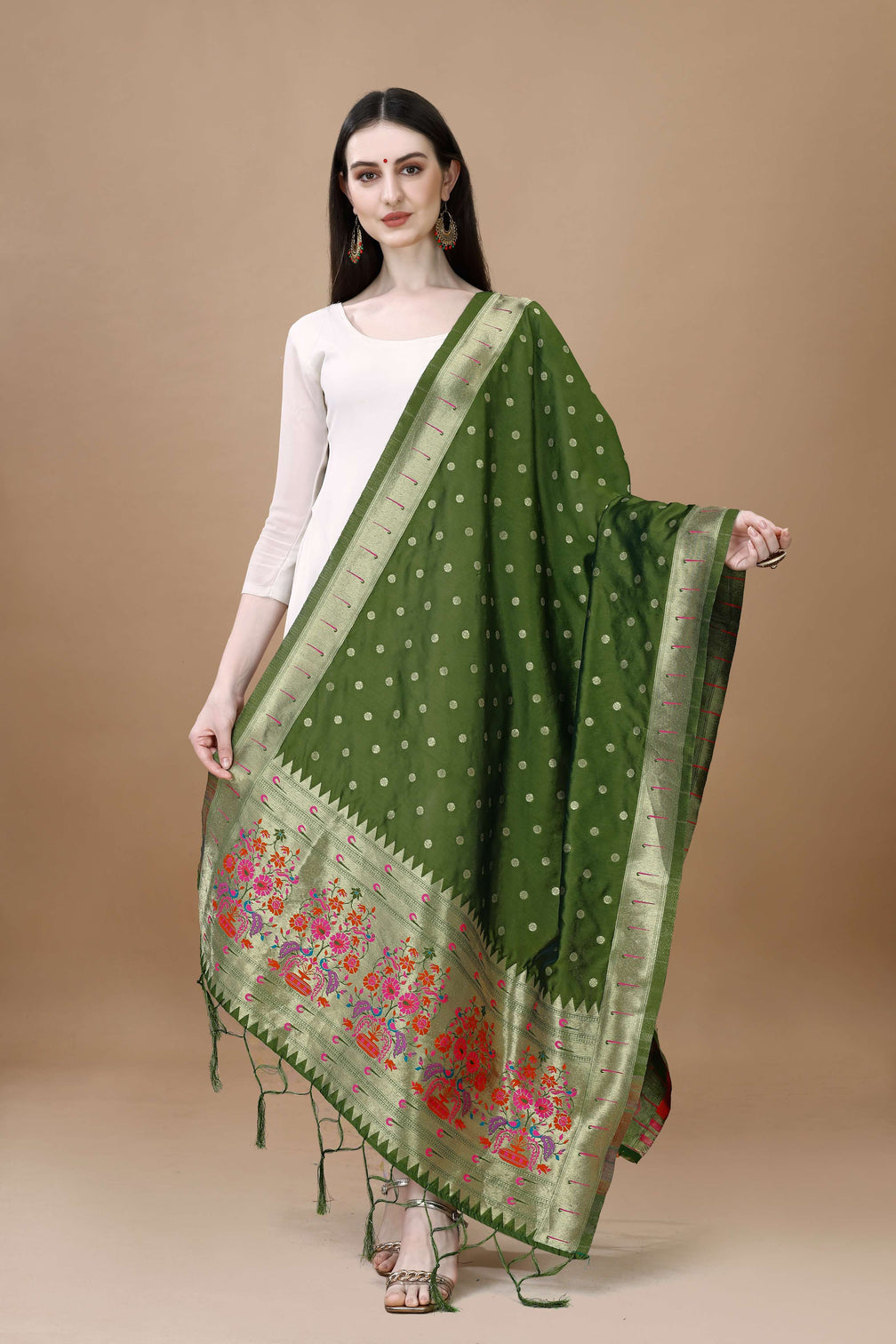 DEVANGI Fashion Women's Floral Silk Blend Patola Woven Dupatta