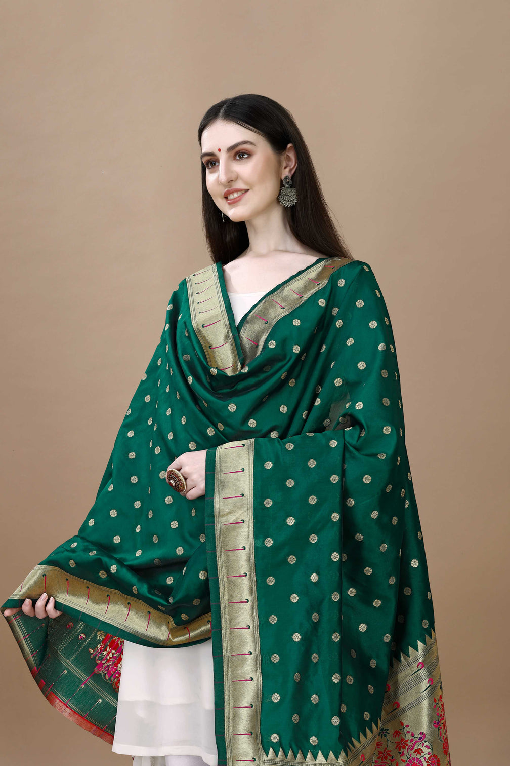 DEVANGI Fashion Women's Floral Silk Blend Patola Woven Dupatta