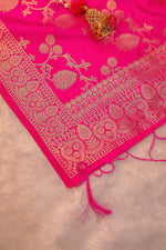 image, DEVANGI Fashion Women&#39;s Floral Silk Blend Patola Woven Dupatta

