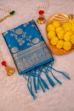 image, DEVANGI Fashion Women&#39;s Floral Silk Blend Patola Woven Dupatta
