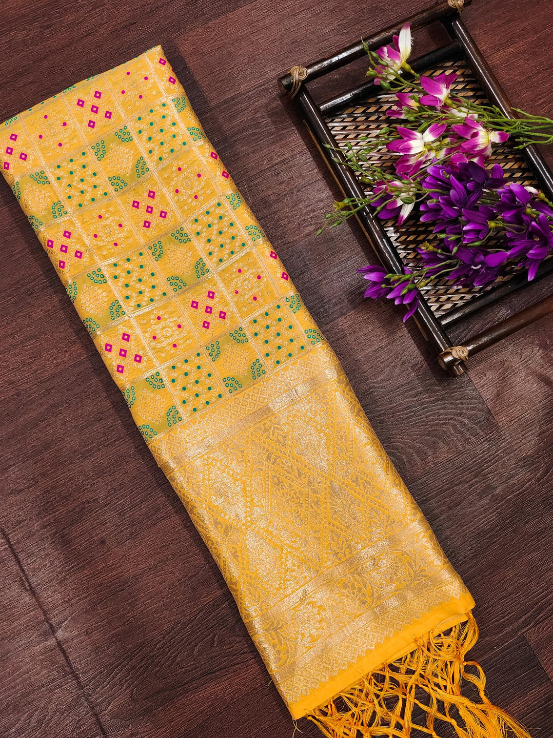 DEVANGI Fashion Women's Floral Silk Blend Patola Woven Dupatta