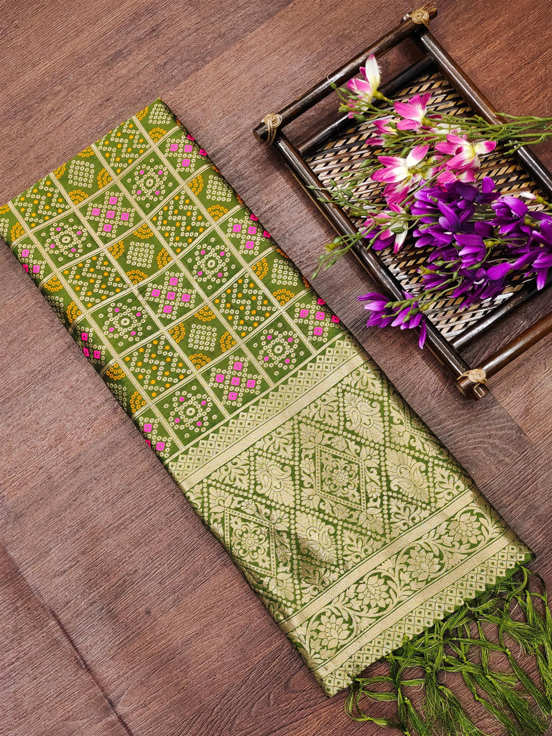 DEVANGI Fashion Women's Floral Silk Blend Patola Woven Dupatta