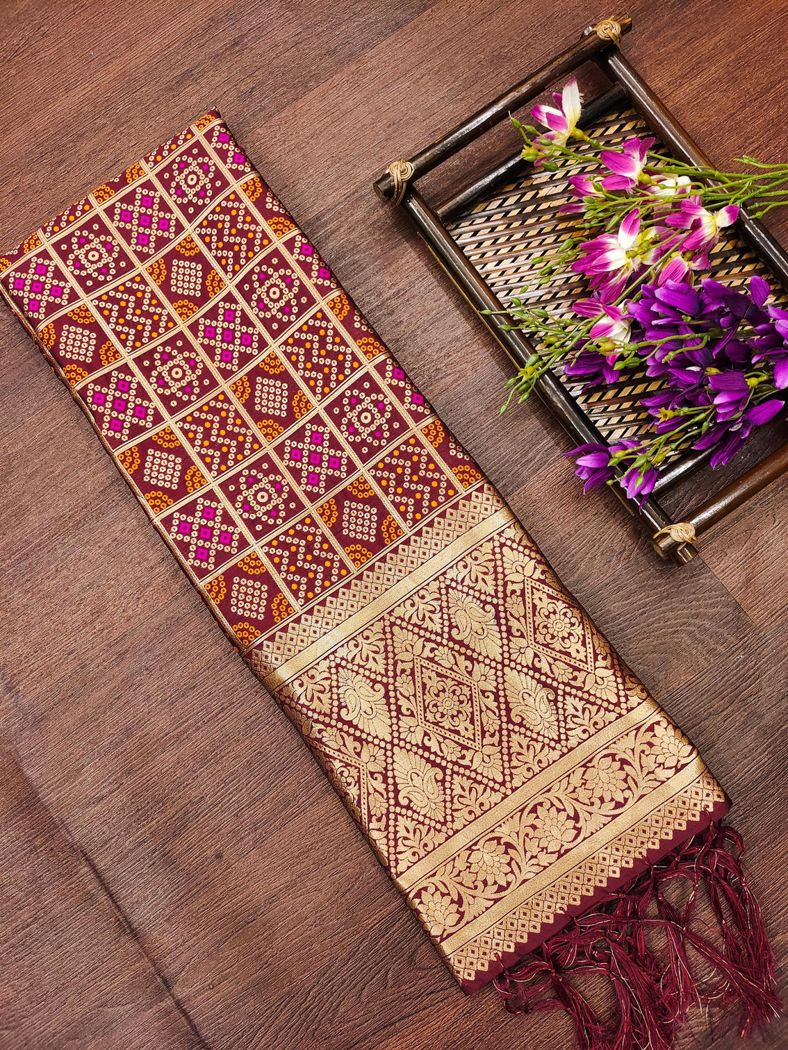 DEVANGI Fashion Women's Floral Silk Blend Patola Woven Dupatta