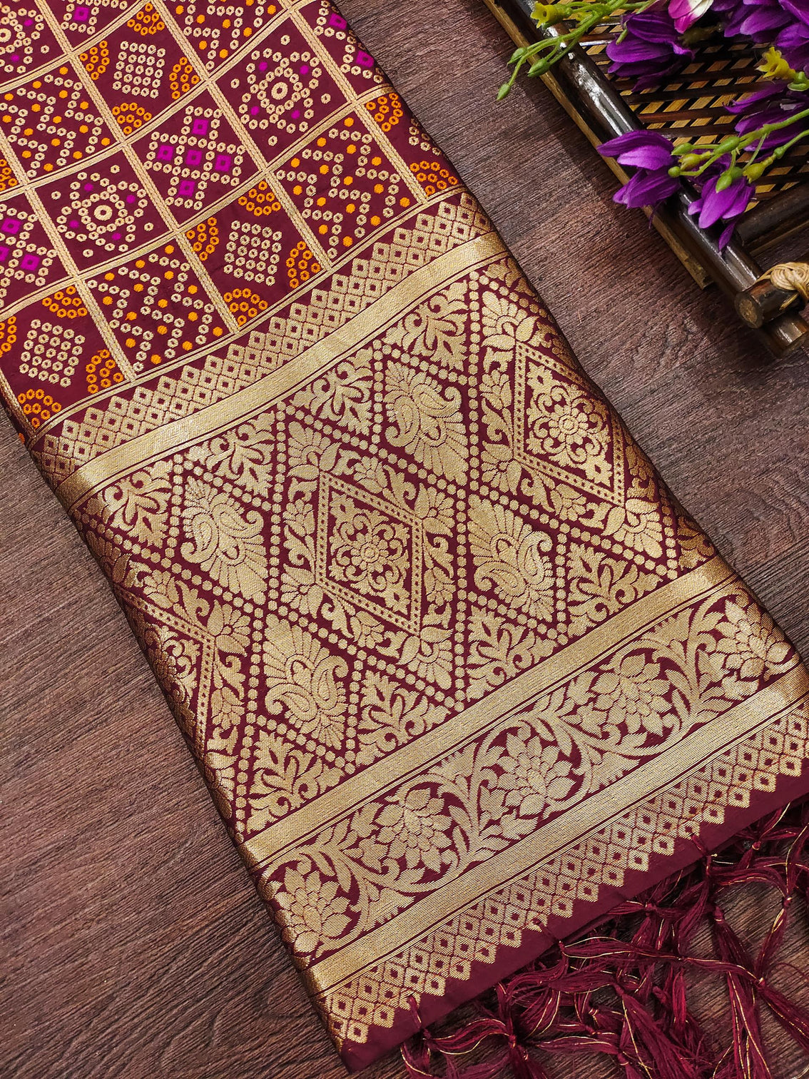 DEVANGI Fashion Women's Floral Silk Blend Patola Woven Dupatta