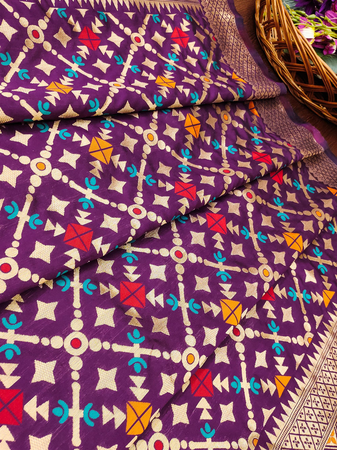 DEVANGI Fashion Women's Floral Silk Blend Patola Woven Dupatta
