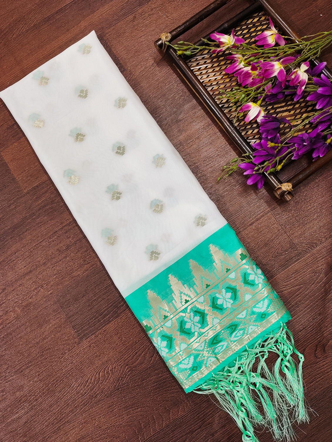 DEVANGI Fashion Women's Floral Silk Blend Patola Woven Dupatta