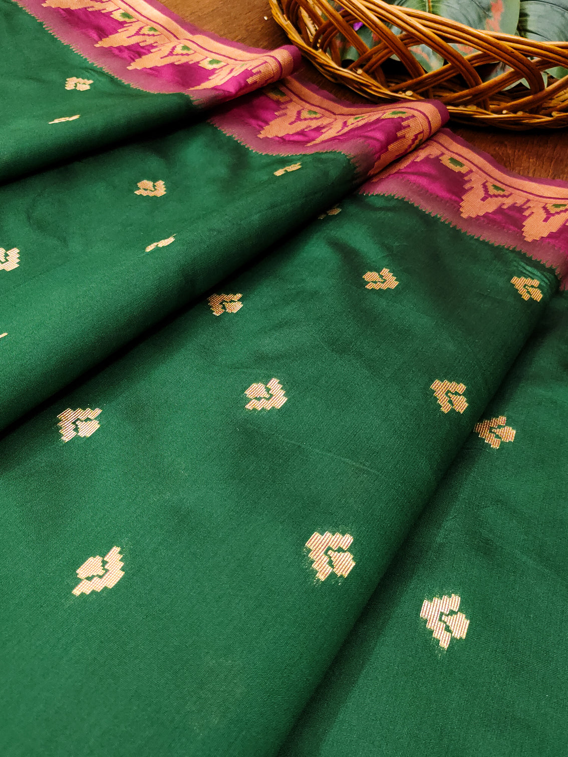 DEVANGI Fashion Women's Floral Silk Blend Patola Woven Dupatta