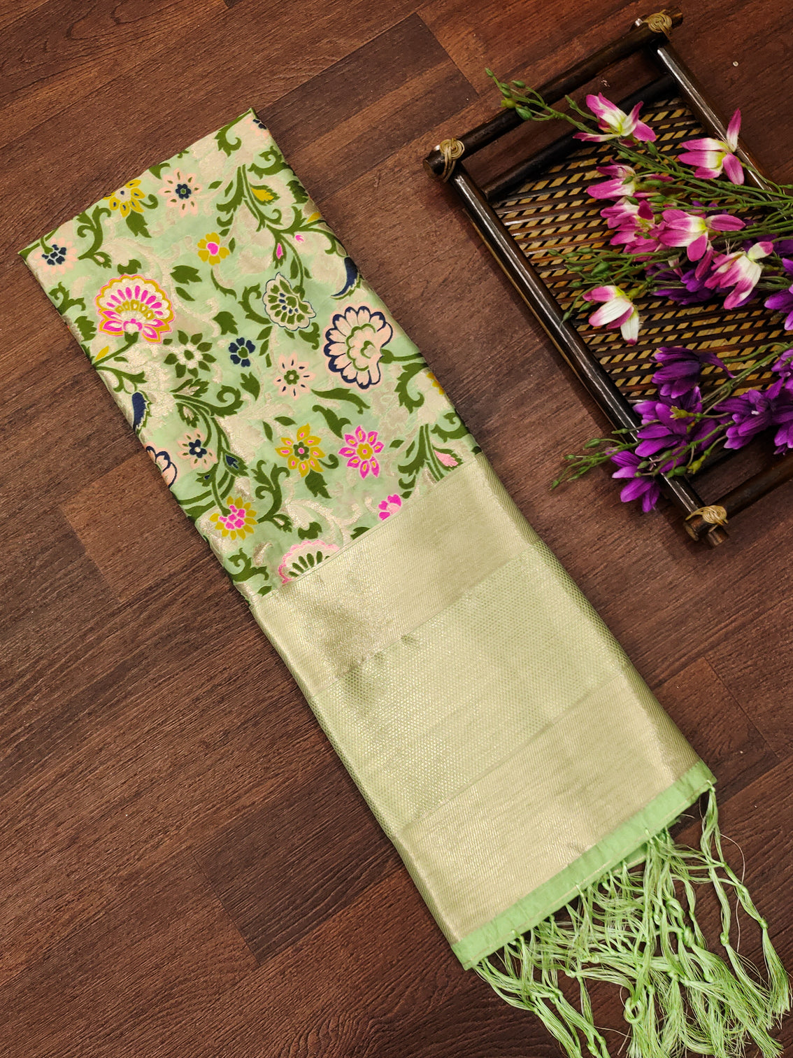 DEVANGI Fashion Women's Floral Silk Blend Patola Woven Dupatta