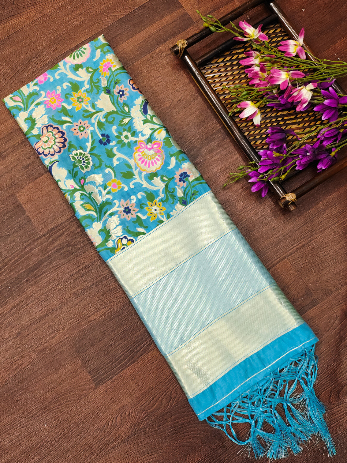 DEVANGI Fashion Women's Floral Silk Blend Patola Woven Dupatta