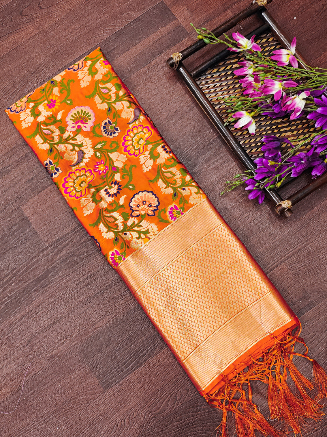 DEVANGI Fashion Women's Floral Silk Blend Patola Woven Dupatta