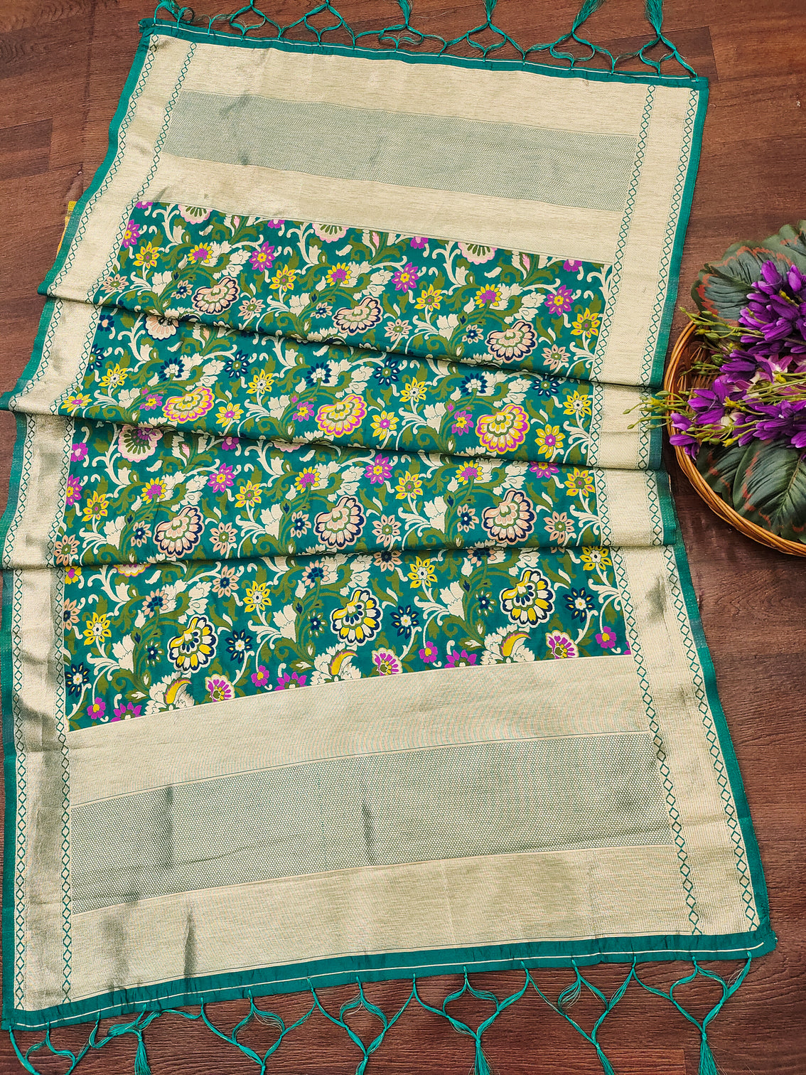 DEVANGI Fashion Women's Floral Silk Blend Patola Woven Dupatta