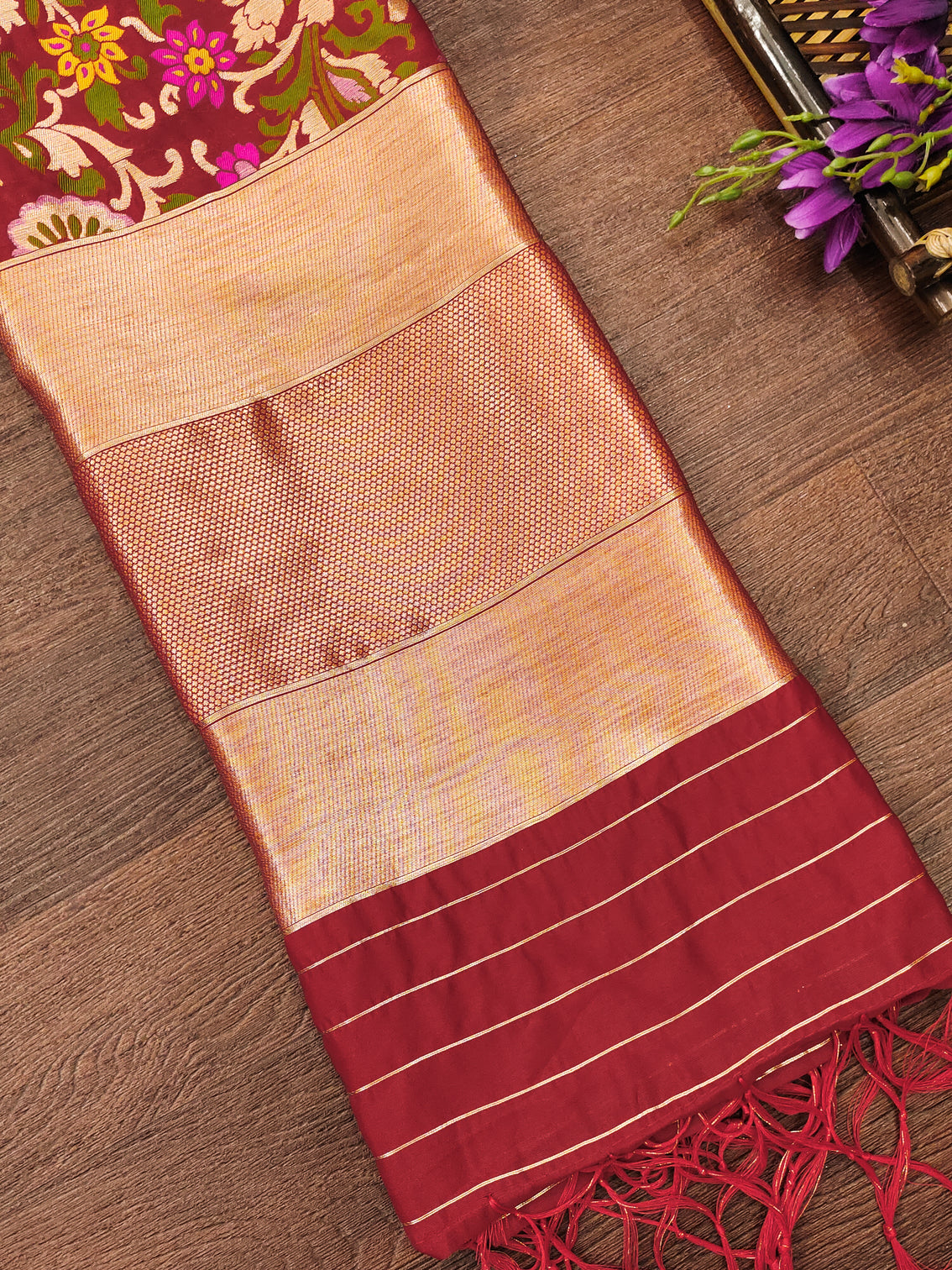DEVANGI Fashion Women's Floral Silk Blend Patola Woven Dupatta