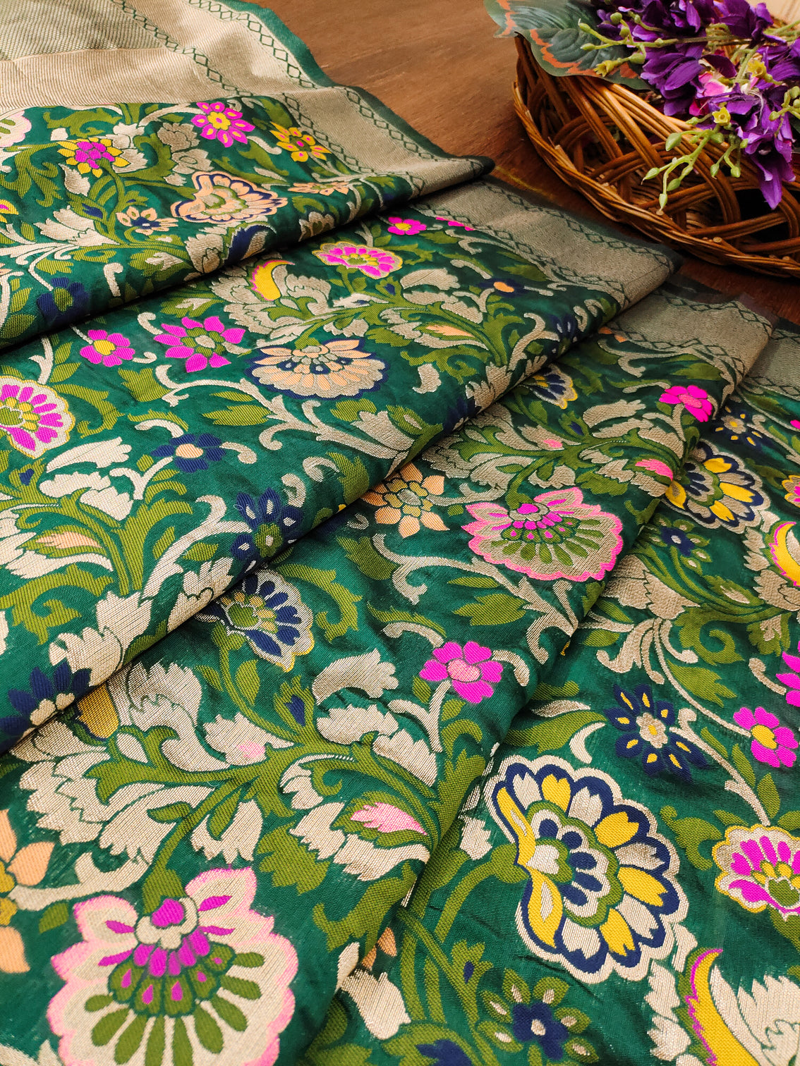 DEVANGI Fashion Women's Floral Silk Blend Patola Woven Dupatta