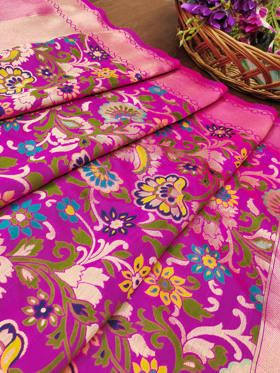 DEVANGI Fashion Women's Floral Silk Blend Patola Woven Dupatta