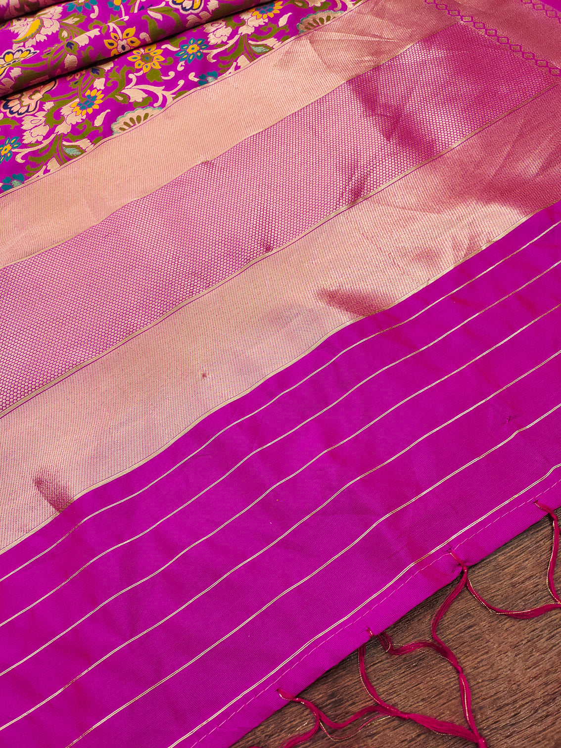 DEVANGI Fashion Women's Floral Silk Blend Patola Woven Dupatta
