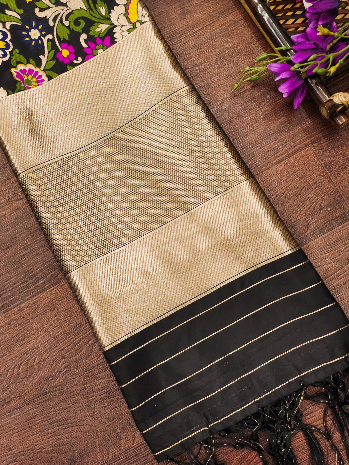 DEVANGI Fashion Women's Floral Silk Blend Patola Woven Dupatta