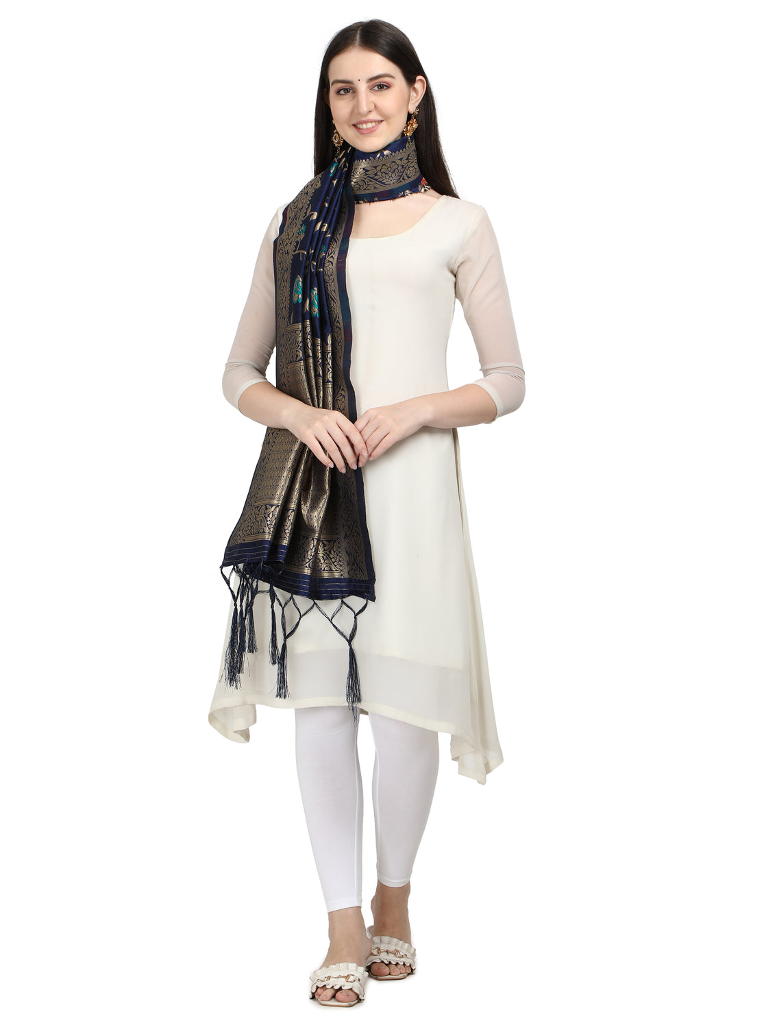 DEVANGI Fashion Women's Floral Silk Blend Patola Woven Dupatta