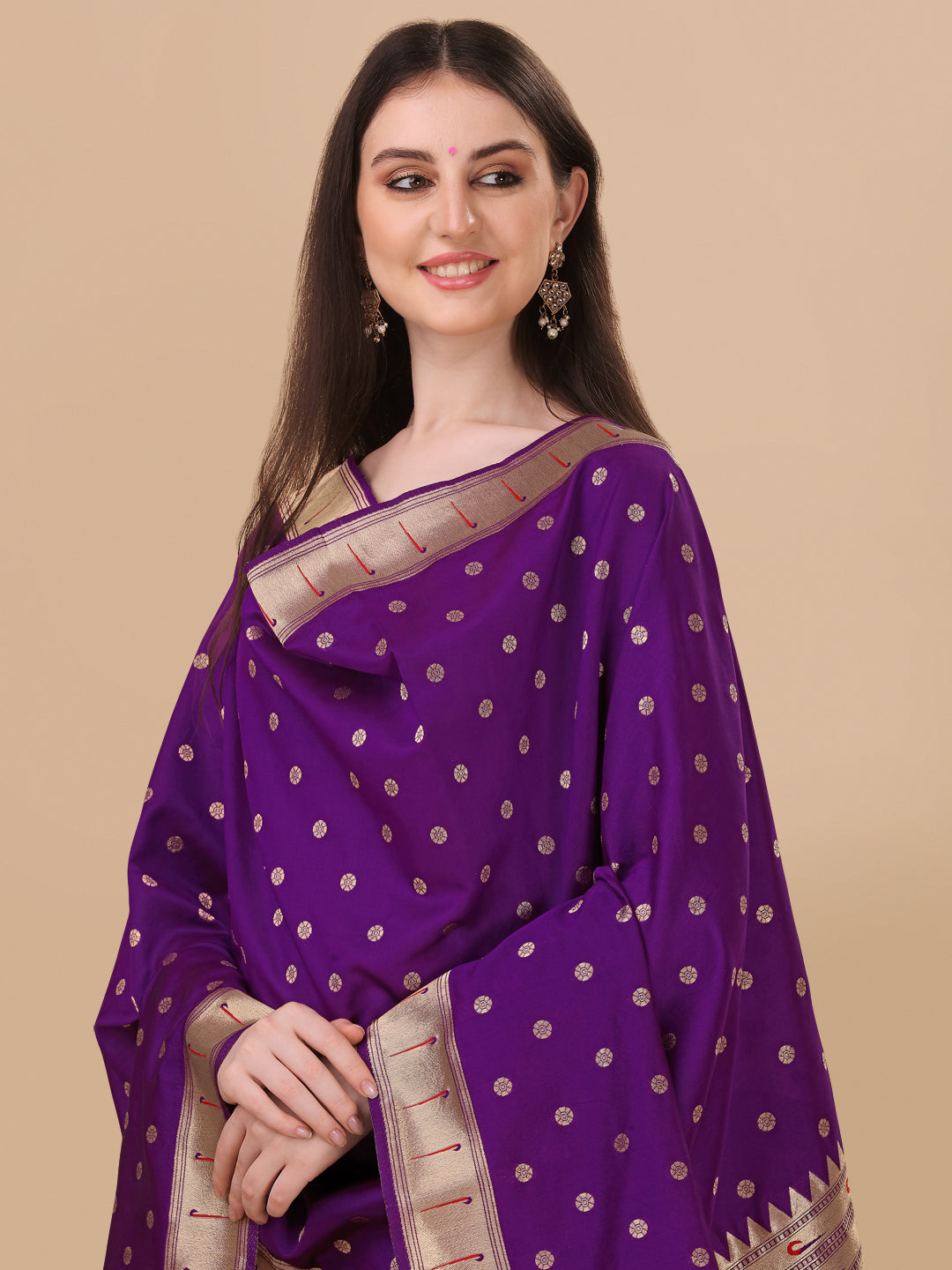 DEVANGI Fashion Women's Floral Silk Blend Patola Woven Dupatta