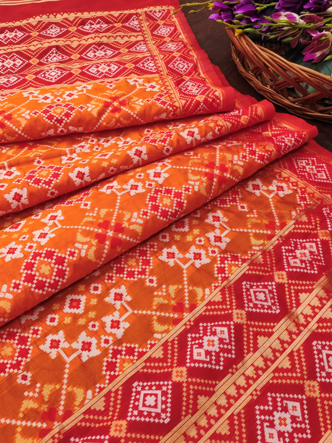 DEVANGI Fashion Women's Floral Silk Blend Patola Woven Dupatta