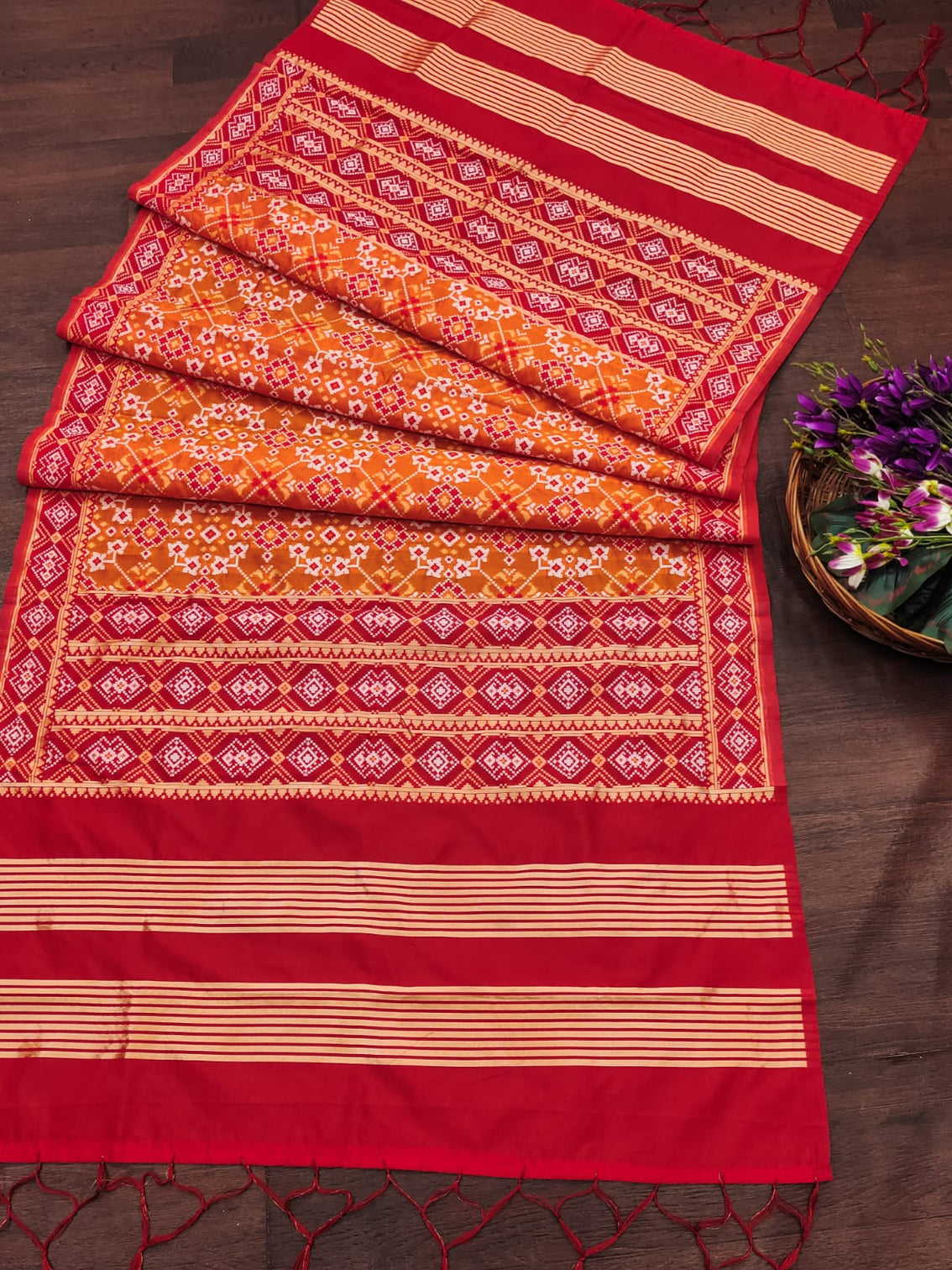 DEVANGI Fashion Women's Floral Silk Blend Patola Woven Dupatta