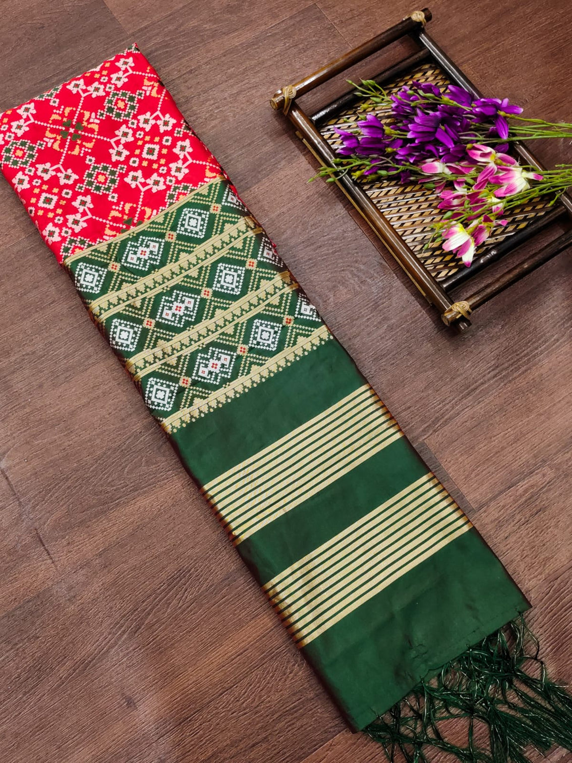 DEVANGI Fashion Women's Floral Silk Blend Patola Woven Dupatta
