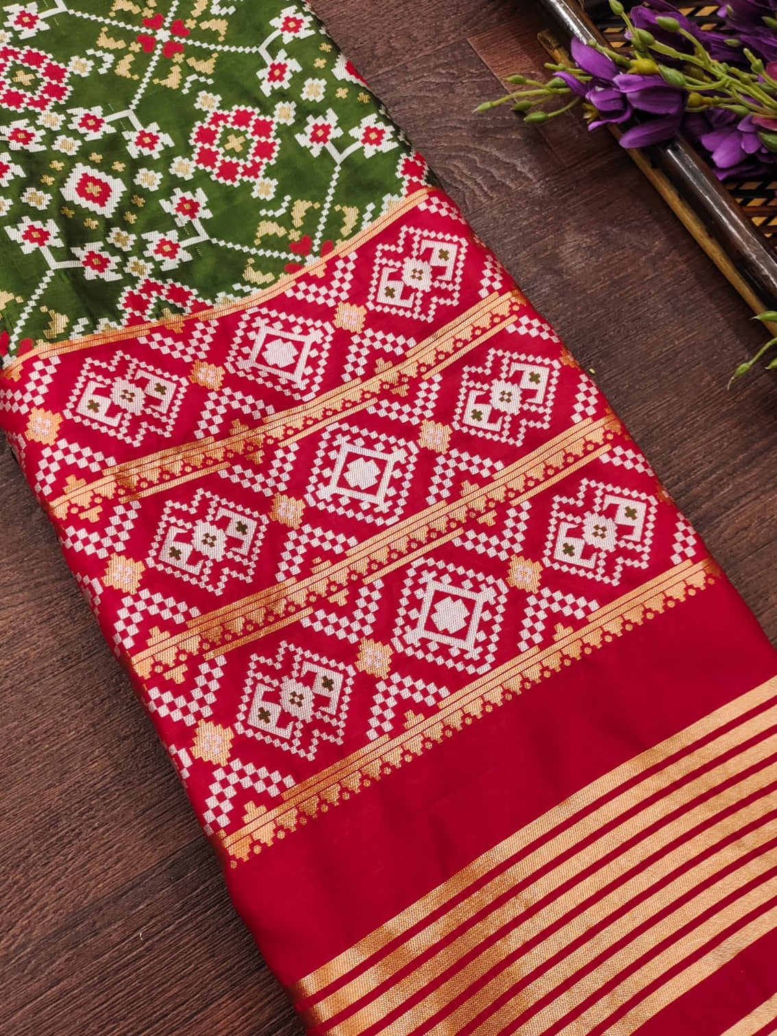 DEVANGI Fashion Women's Floral Silk Blend Patola Woven Dupatta